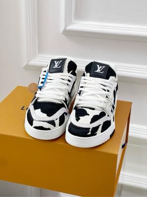 wholesale quality louis vuitton couples shoes model no. 36